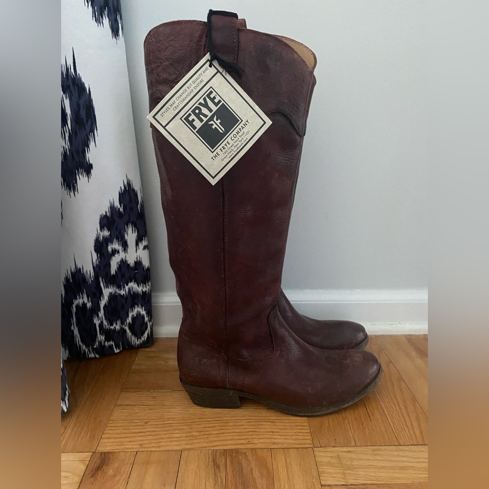 Frye Riding Boots, NWT, size 8.5